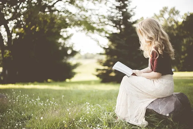 Moon Reading